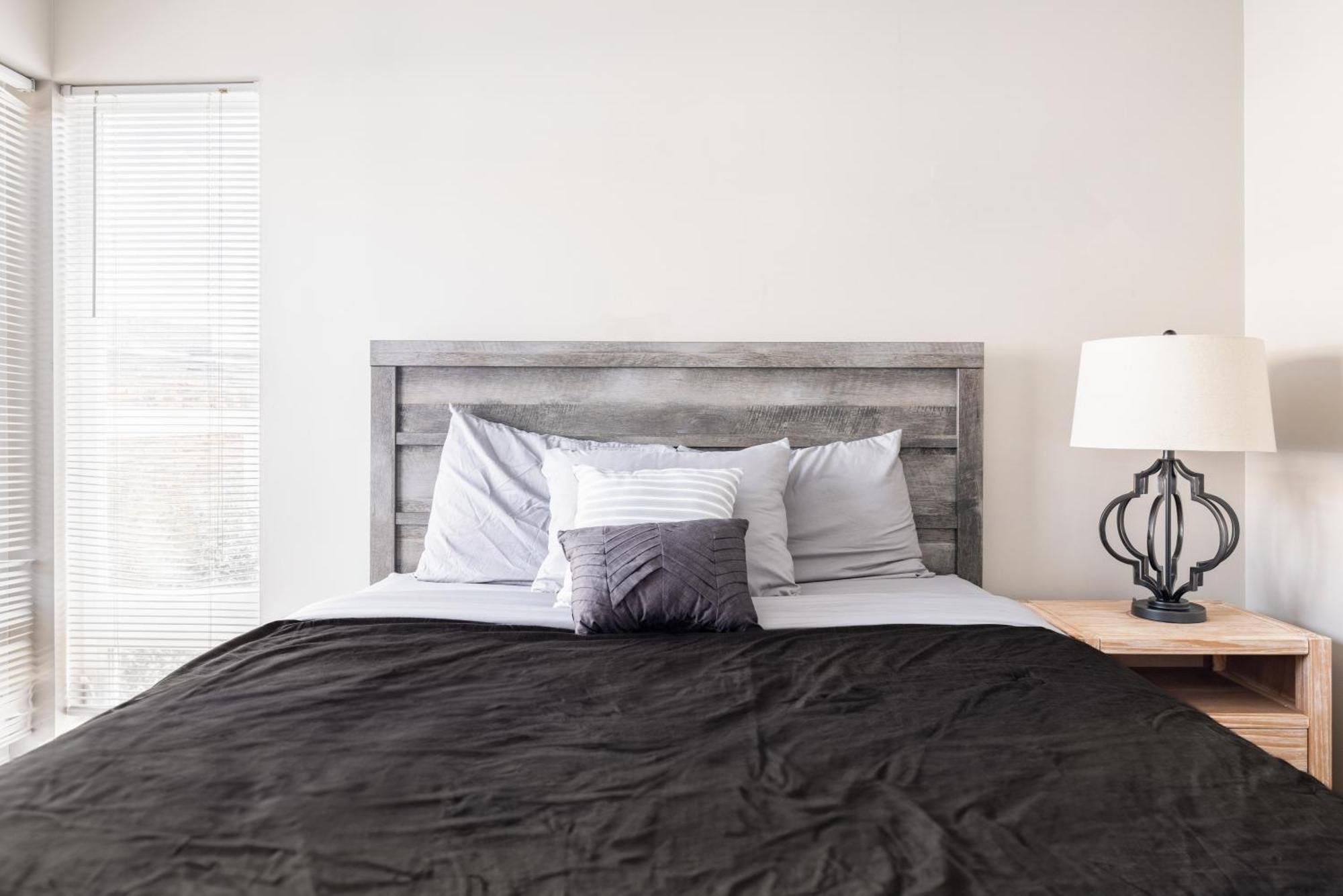 Luxury Downtown Townhome Unit 13 Cleveland Bagian luar foto