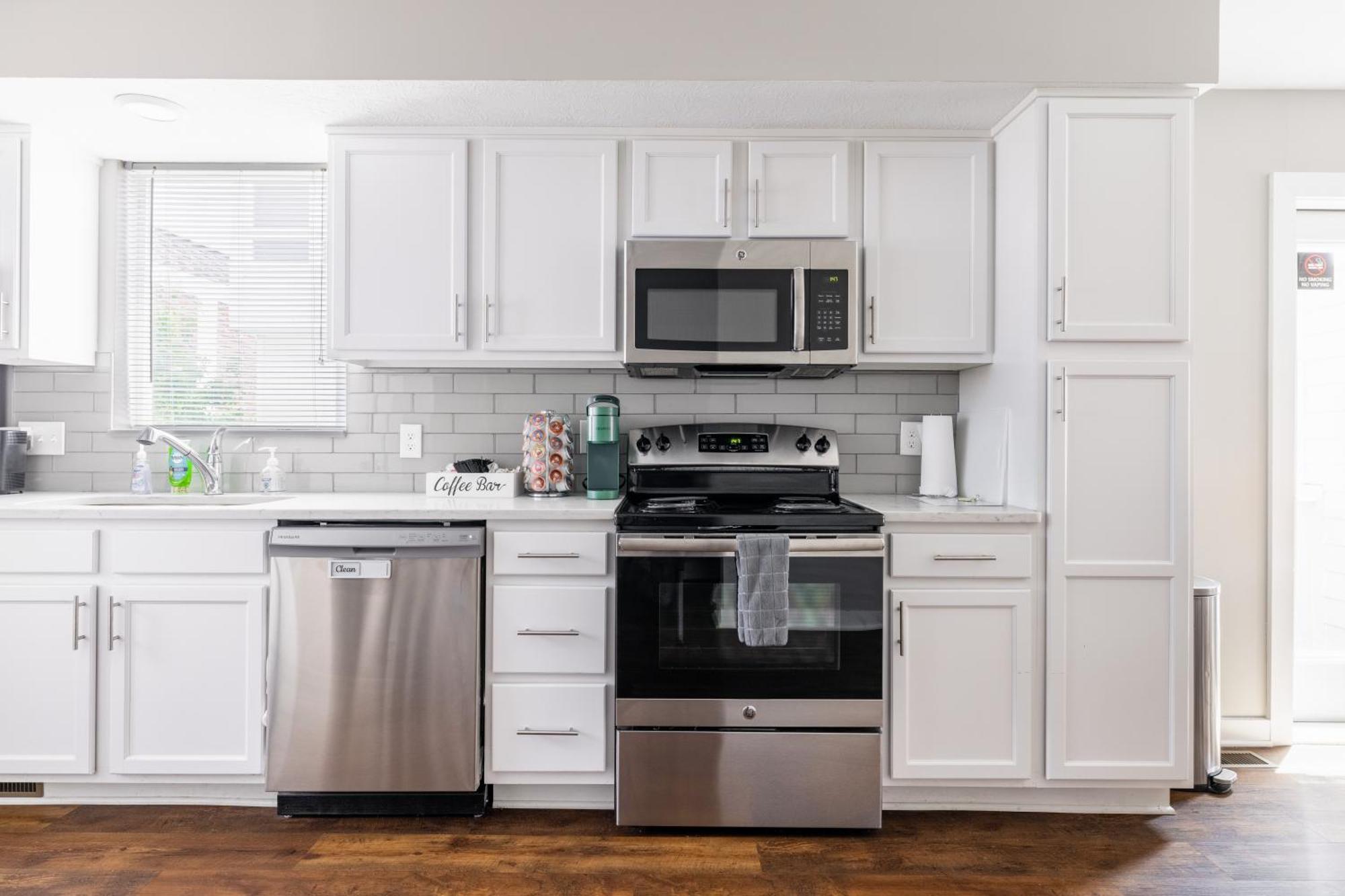 Luxury Downtown Townhome Unit 13 Cleveland Bagian luar foto